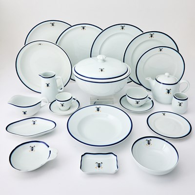 Lot 152 - Haviland Limoges Porcelain Dinner Service