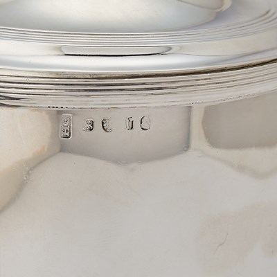 Lot 95 - George III Sterling Silver Argyle