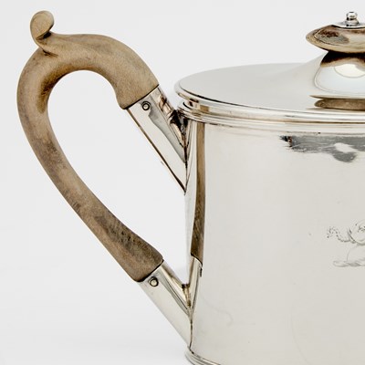 Lot 94 - George III Sterling Silver Argyle