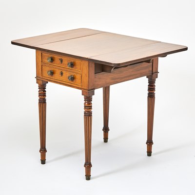 Lot 576 - Regency Mahogany Drop Leaf Pembroke Table