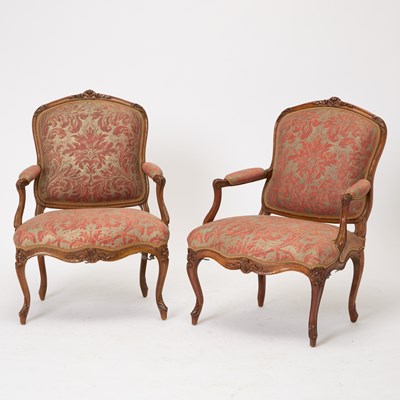 Lot 465 - Set of Four Louis XV Beechwood Fauteuils à la Reine