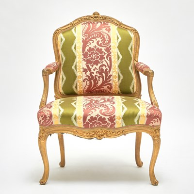 Lot 462 - Louis XV Carved Giltwood Fauteuil à la Reine