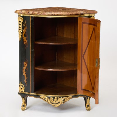 Lot 463 - Louis XV Ormolu-Mounted Lacquer Encoignure