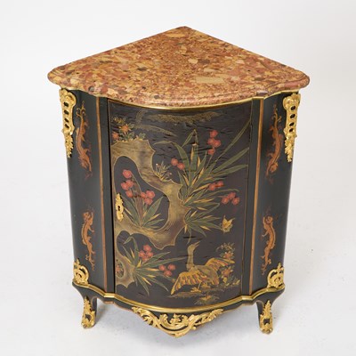 Lot 463 - Louis XV Ormolu-Mounted Lacquer Encoignure