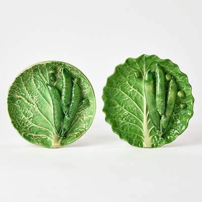 Lot 599 - Two Dodie Thayer Pea Pod Plates