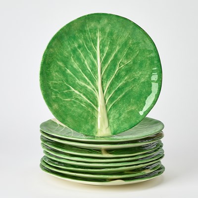 Lot 601 - Set of Nine Dodie Thayer Dinner Plates