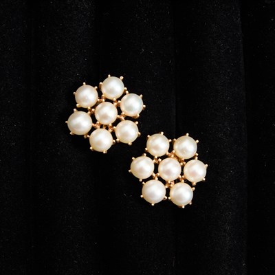 Lot 215 - Pair of Yellow Gold and Pearl Earrings