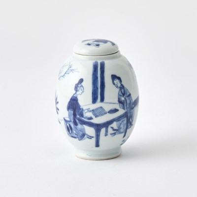 Lot 451 - Chinese Export Blue and White Porcelain Tea Box