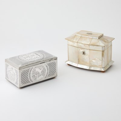 Lot 592 - Victorian Mother-of-Pearl Tea Caddy
