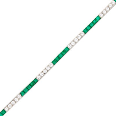 Lot 122 - Platinum, Emerald and Diamond Straightline Bracelet