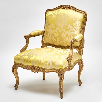 Lot 309 - Louis XV Carved Giltwood Fauteuil à la Reine