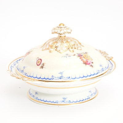 Lot 257 - Copeland Ceramic Tureen