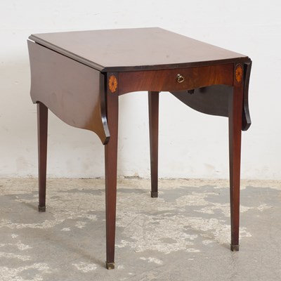 Lot 365 - Queen Anne Style Mahogany Tea Table