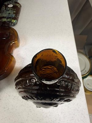 Lot 204 - Large Group of American Glass Bottles and Flasks