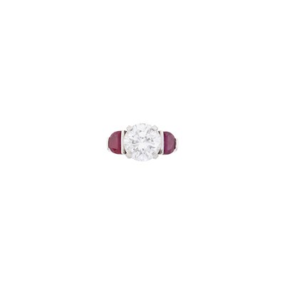 Lot 227 - Platinum, Diamond and Ruby Ring