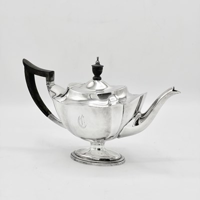 Lot 1216 - Gorham Sterling Silver "Plymouth" Pattern Tea Pot