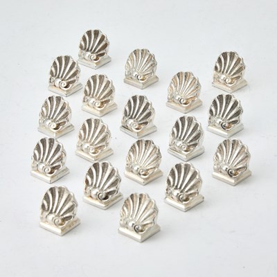 Lot 577 - Set of Eighteen Christofle Silver Plated Shell Form Place Card Holders