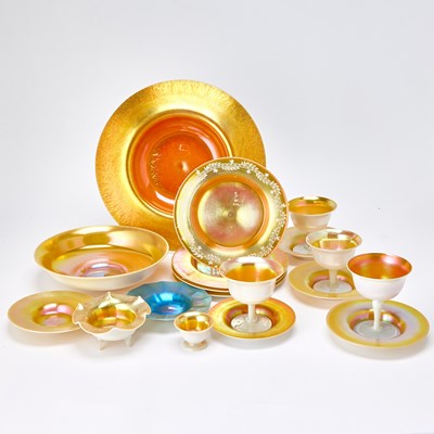 Lot 816 - Group of Carder Steuben Gold Aurene and Calcite and Blue Aurene and Calcite Glass Table Articles