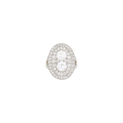 Lot 142 - Marcus & Co. Platinum and Diamond Ring