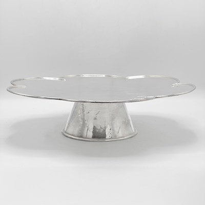 Lot 1227 - American Silver-plated Cake Stand