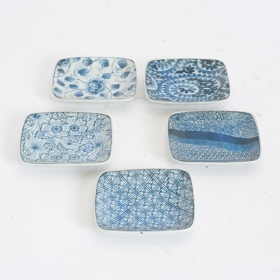 Lot 321 - Set of Five Ceramic Japanese Dishes