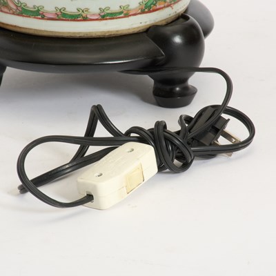 Lot 45 - Chinese Rose Medallion Lamp