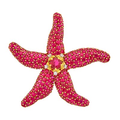 Lot 235 - Tiffany & Co., Schlumberger Gold, Ruby and Diamond 'Étoile de Mer' Clip-Brooch, France