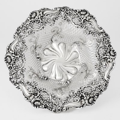 Lot 115 - American Sterling Silver Fruit Bowl
