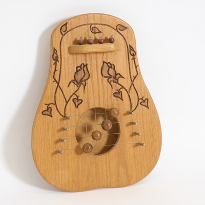 Lot 387 - Harrari Harp