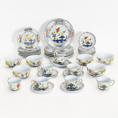 Lot 382 - Italian Ceramic Partial Dinner Service