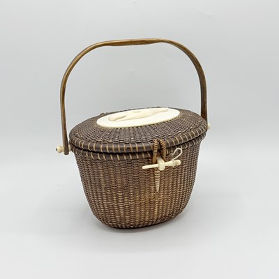 Lot 105 - Jose Formoso Reyes Nantucket Basket Purse