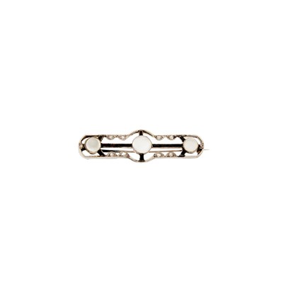 Lot 2093 - White Gold, Moonstone, Black Onyx and Diamond Bar Pin