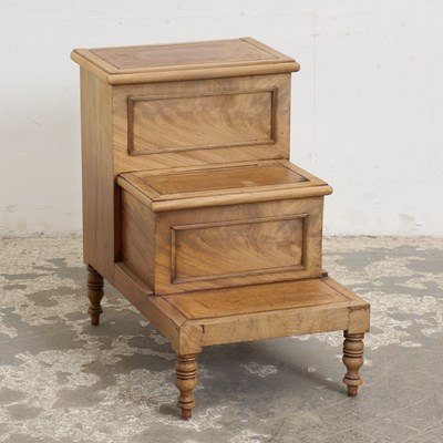 Lot 14 - Pine Bed Steps