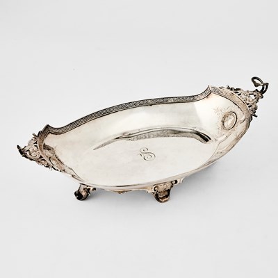 Lot 26 - Gorham Mfg. Co. Silver "Medallion" Pattern Bread Tray