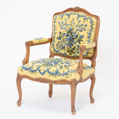 Lot 91 - Louis XV Style Needlepoint Upholstered Fauteuil à la Reine