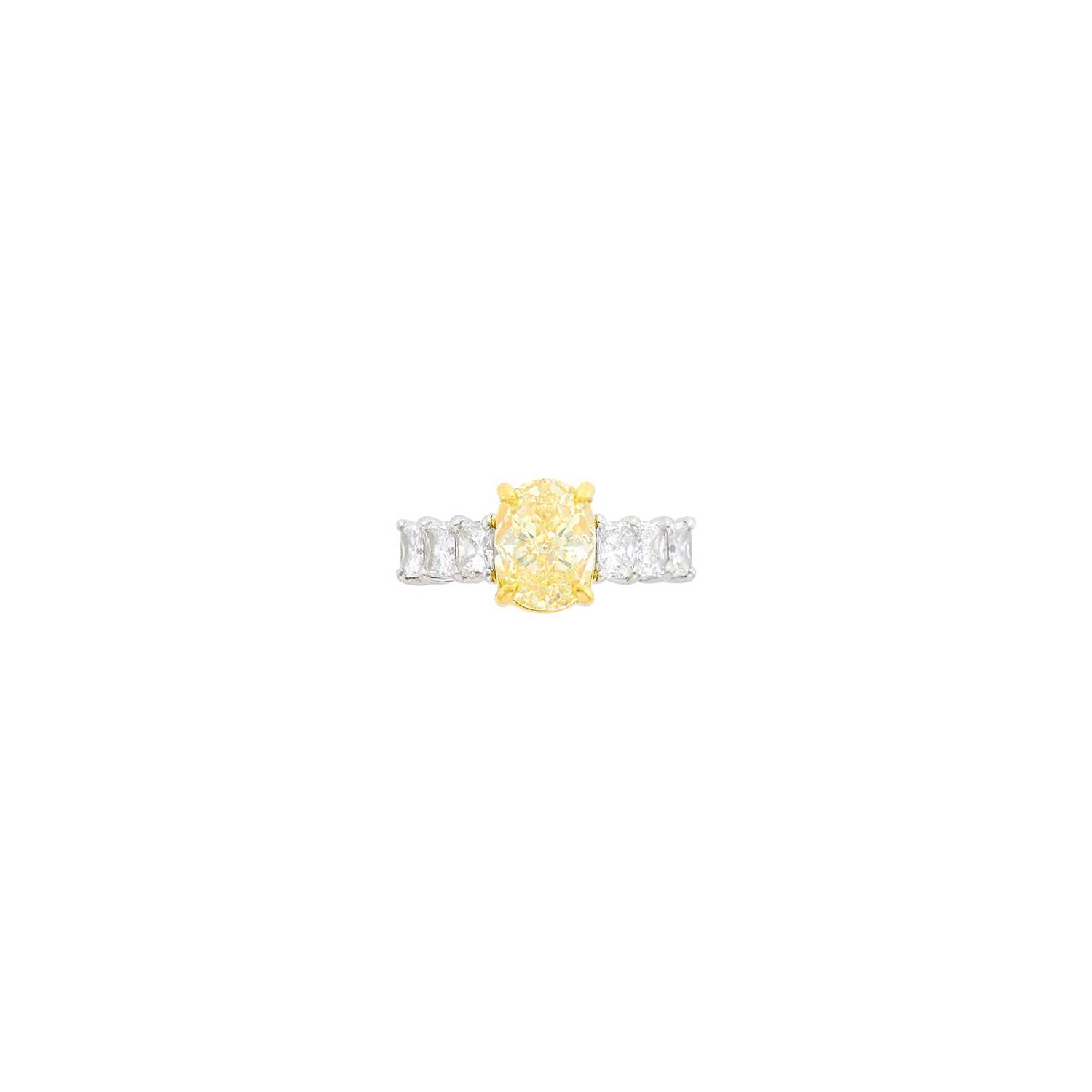 Lot 62 - Platinum, Gold, Fancy Yellow Diamond and Diamond Ring