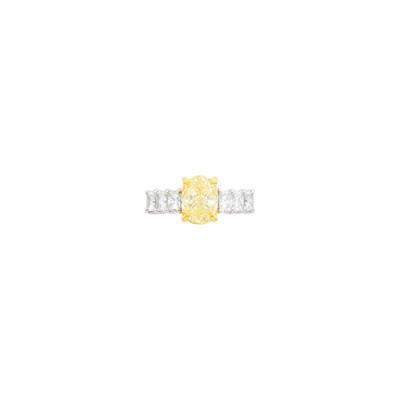 Lot Platinum, Gold, Yellow Diamond and Diamond Ring