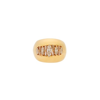 Lot 2256 - Gold and Diamond Bombé Ring