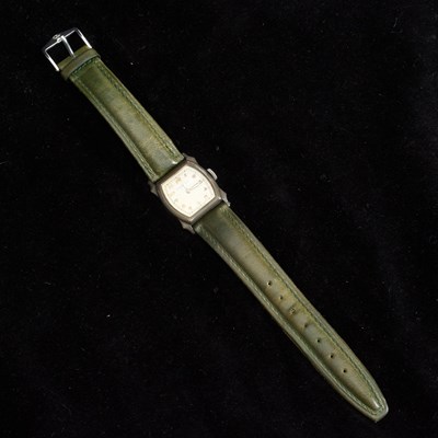 Lot 109 - Tiffany & Co. Ladies Leather Wristwatch