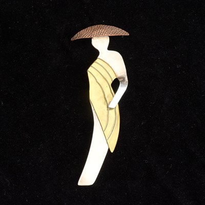 Lot 113 - Sterling Silver Figural Brooch
