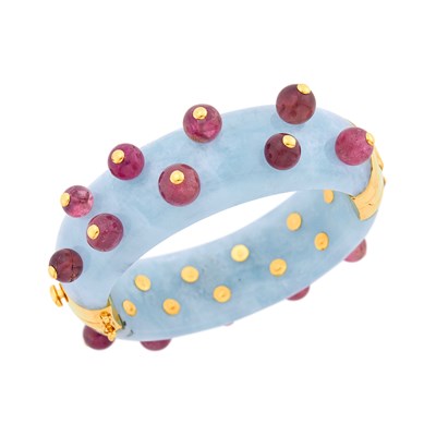 Lot 75 - Aquamarine, Pink Tourmaline Bead and Gold Bangle Bracelet