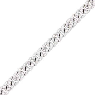 Lot 149 - White Gold and Diamond Curb Link Bracelet
