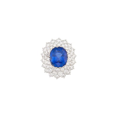Lot 271 - Platinum, Sapphire and Diamond Ring