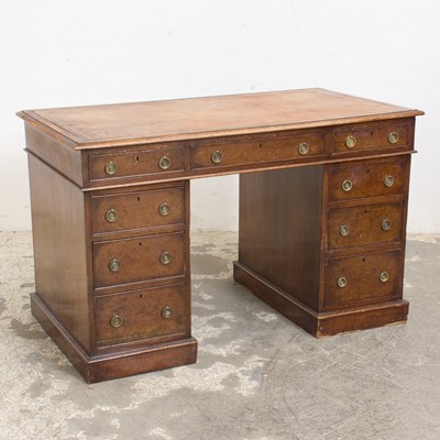 Lot 168 - Georgian Style Mahogany Double Pedestal Desk