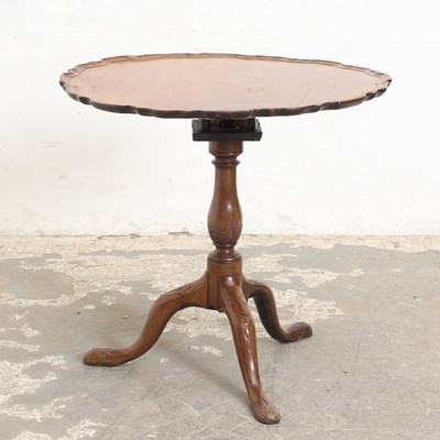 Lot 174 - Georgian Style Mahogany Pie Crust Tilt Table