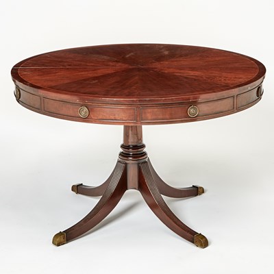 Lot 86 - Regency Style Inlaid Mahogany Circular Extension Pedestal Dining Table