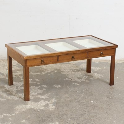Lot 318 - Mahogany Vitrine Low Table