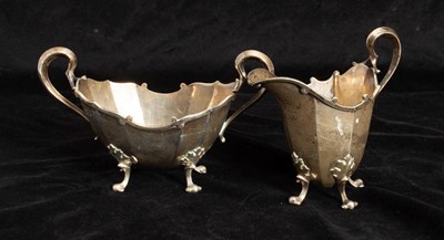 Lot 75 - English Silver Creamer and Sugar Bowl Set