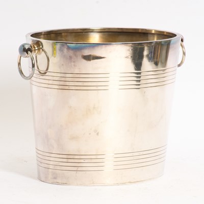 Lot 92 - Christofle Silverplate Ice Bucket