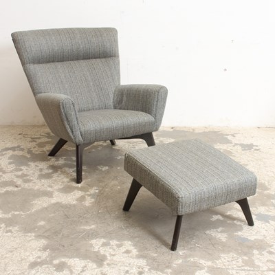 Lot 325 - Contemporary Upholstered Wing Chair